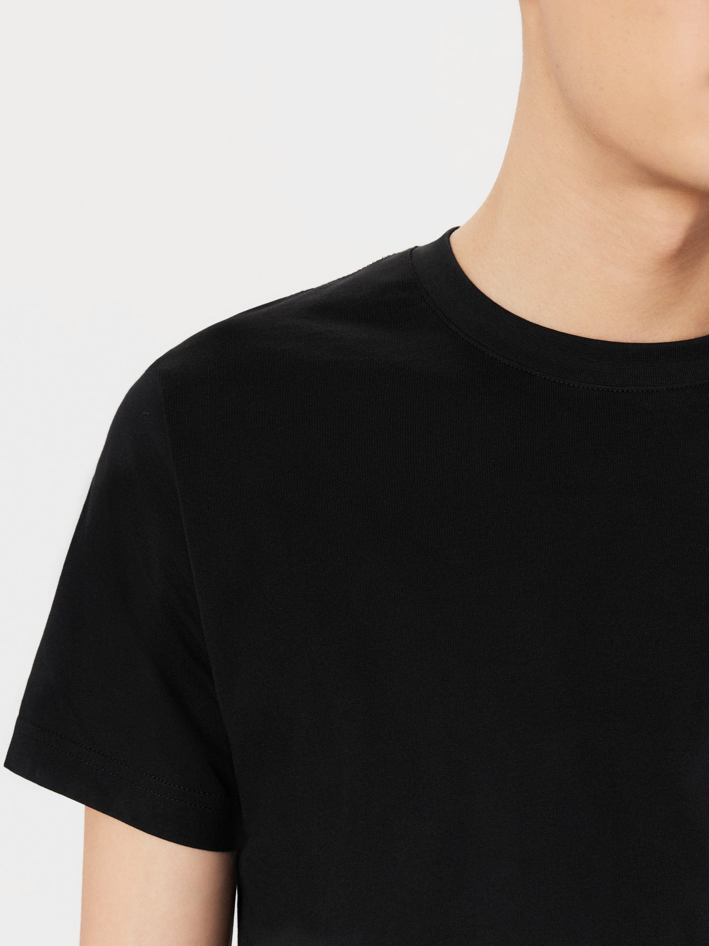 The Essential Slim T-Shirt in Black