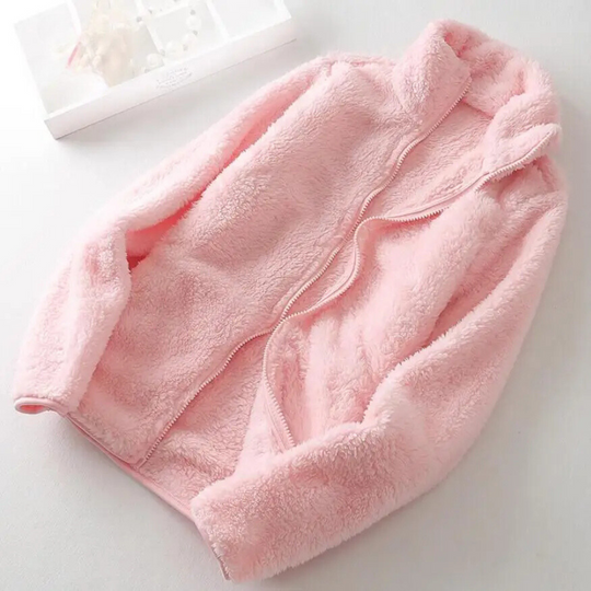 Spacious Jacket with Closure for Comfortable Style