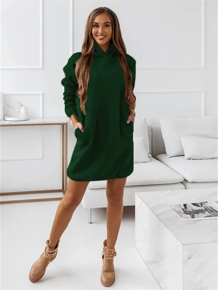 Elegant Sweatshirt with Hood and Long Sleeves