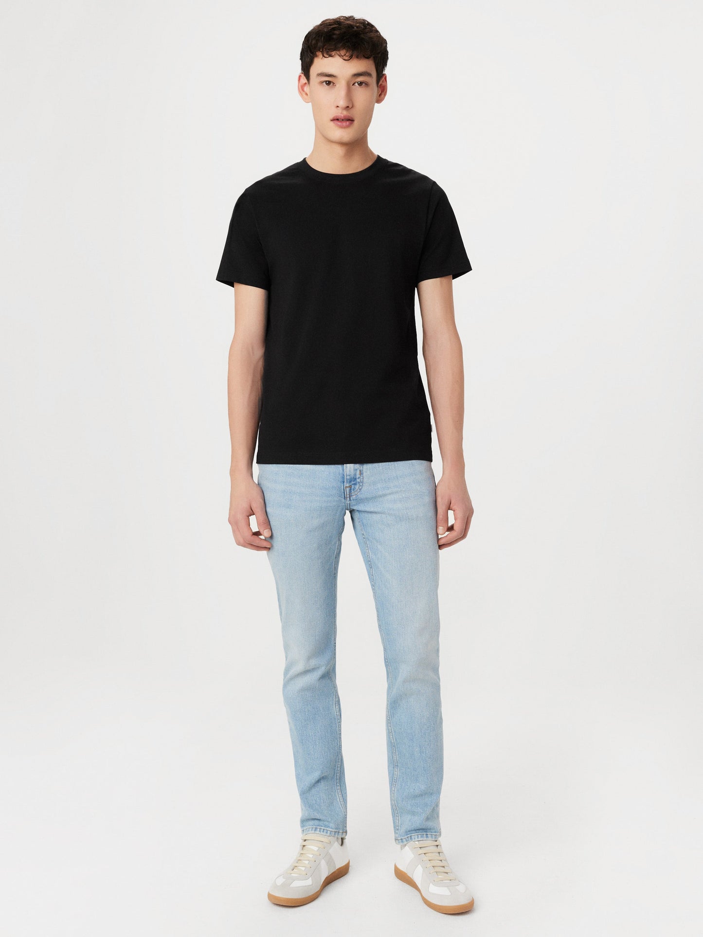 The Essential Slim T-Shirt in Black